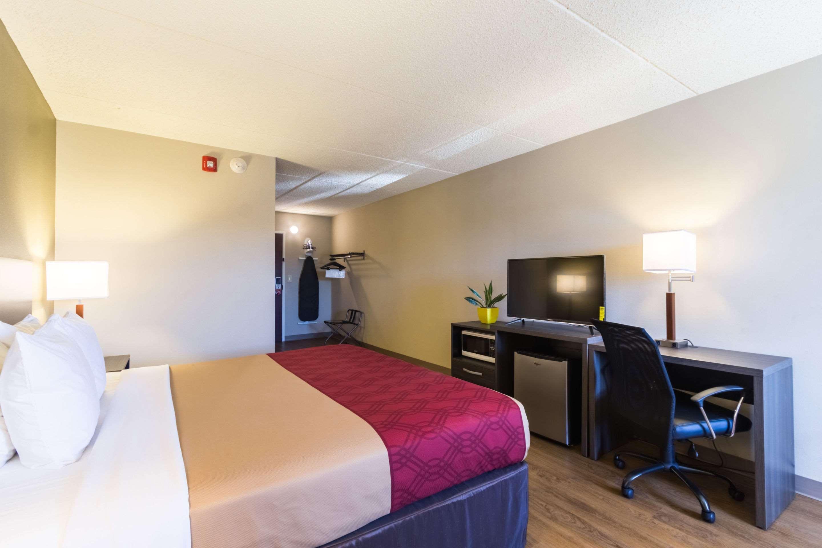 Econo Lodge Harrisburg - Southwest Of Hershey Area Buitenkant foto