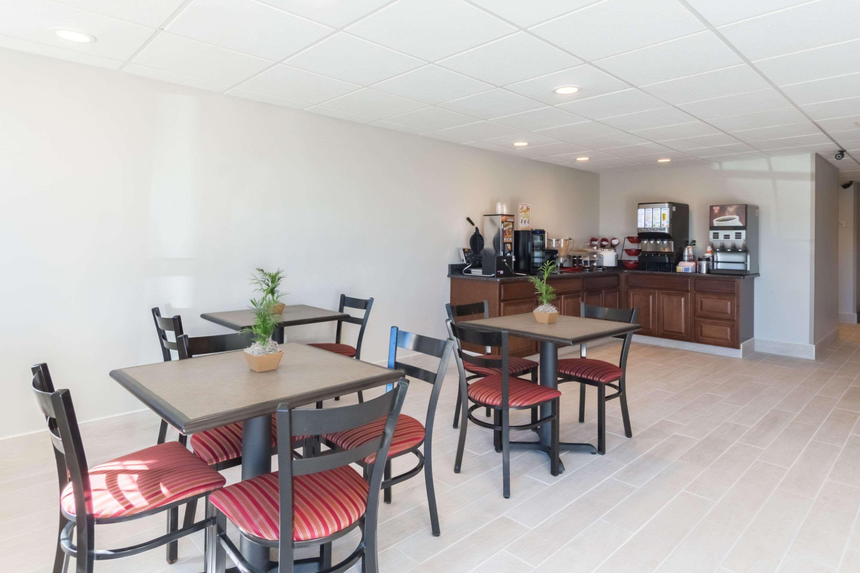 Econo Lodge Harrisburg - Southwest Of Hershey Area Buitenkant foto