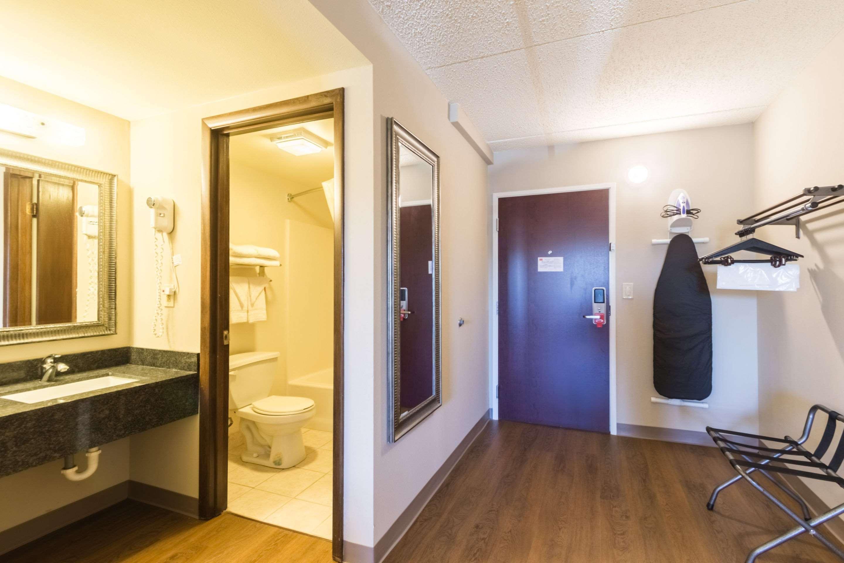 Econo Lodge Harrisburg - Southwest Of Hershey Area Buitenkant foto