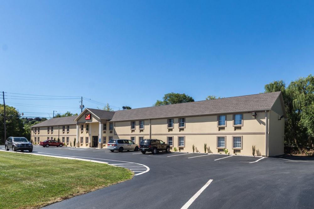 Econo Lodge Harrisburg - Southwest Of Hershey Area Buitenkant foto